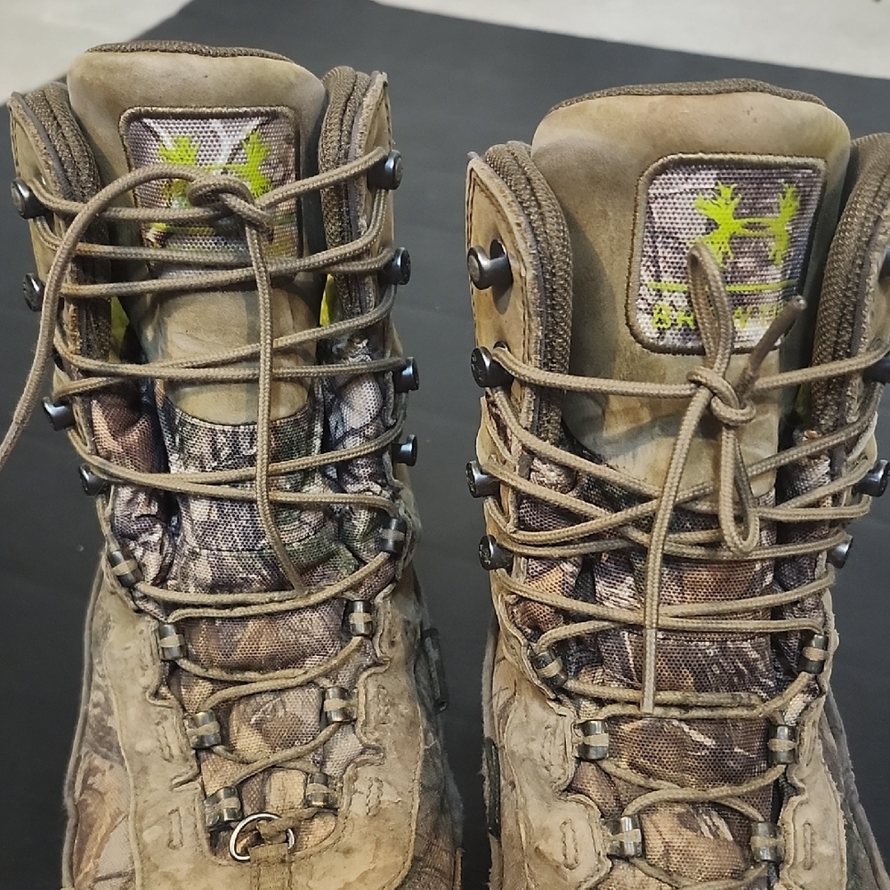 Under Armour Men's Brown and Green Boots